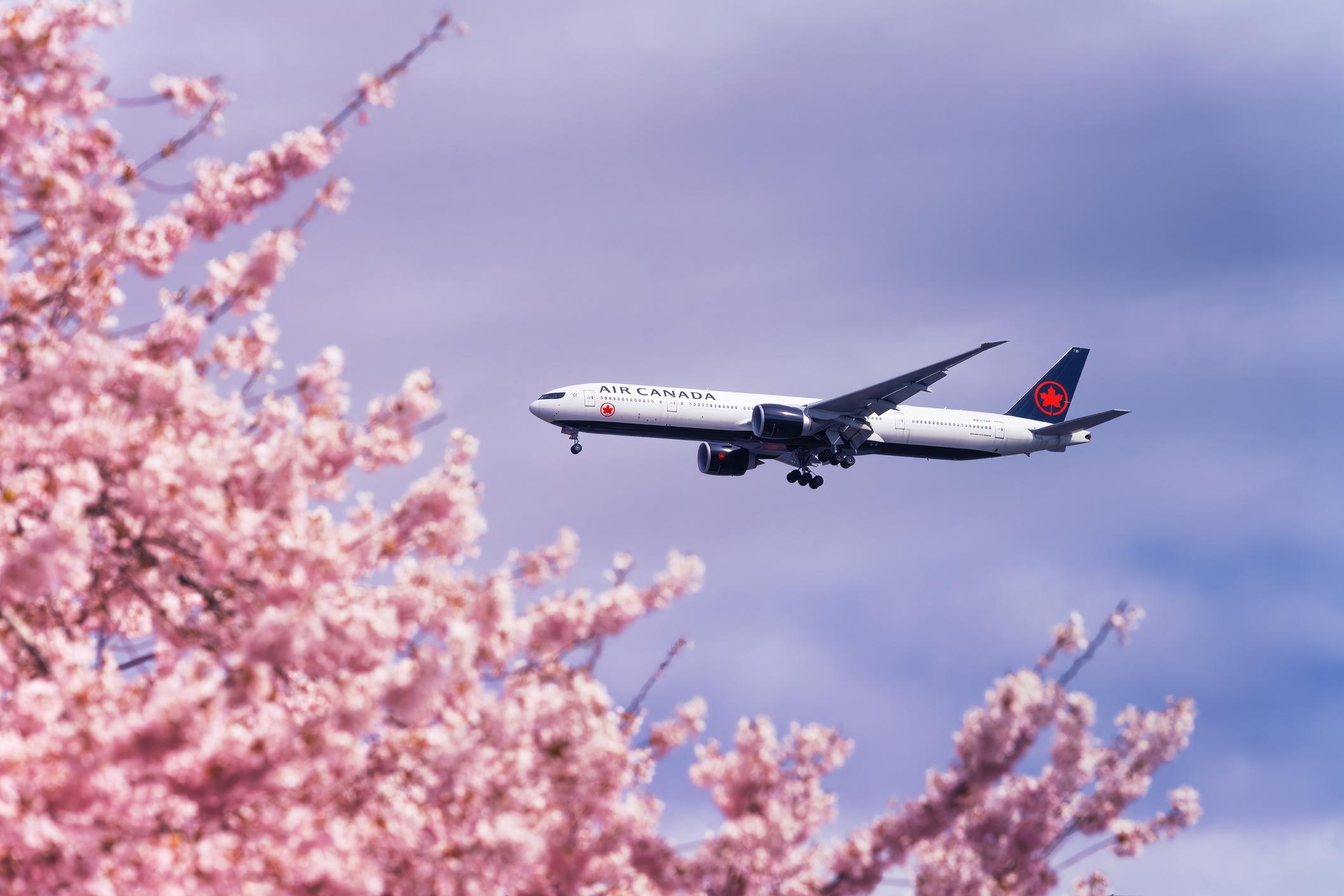 Air Canada Boeing 777 on approach to Vancouver International Airport.